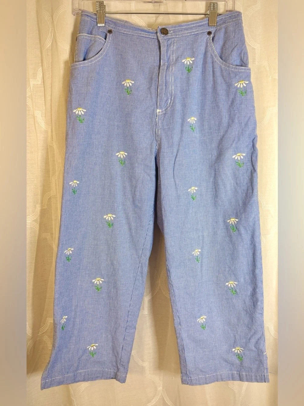 Quacker Factory Blue Gingham Daisy Embroidered Pants | Cottagecore Crop | M